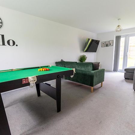 Spacious 4-Bedroom Home Near City Centre With Parking Nottingham Exterior foto